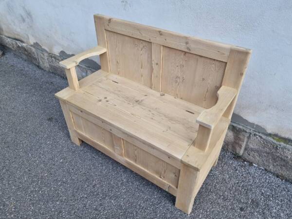 STARÁ SMRKOVÁ LAVIČKA - ÚLOŽNÝ PROSTOR - Image 2